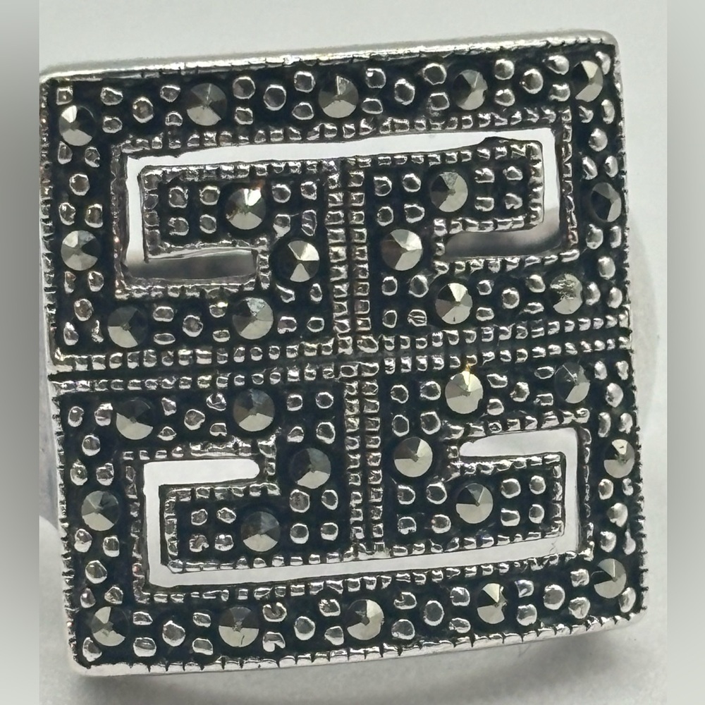 Marcasite 925 Ring - Picture 1 of 5